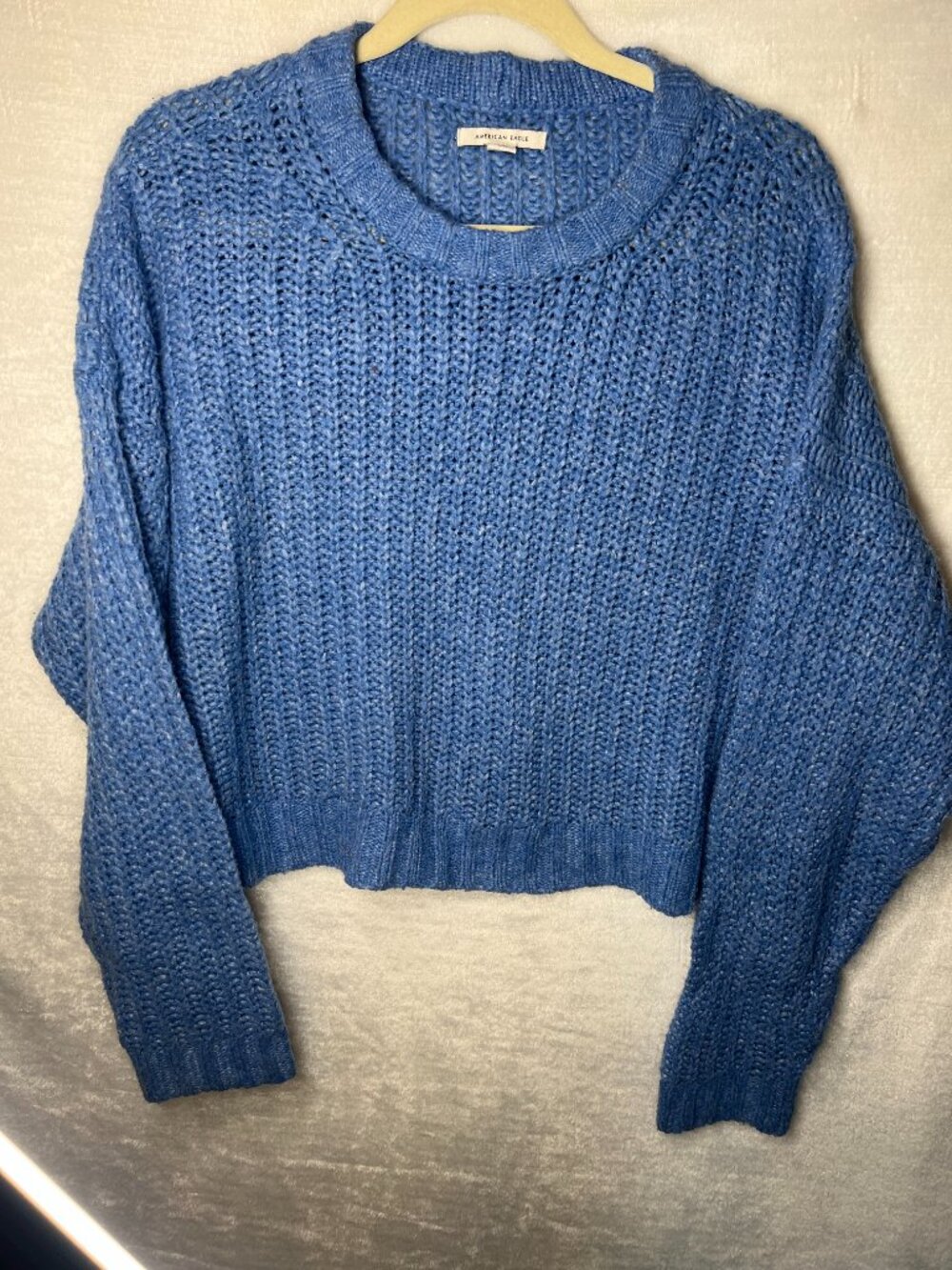 american eagle blue crop knit sweater sz L